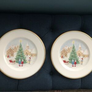 Mikasa “Merry Christmas “ dinner plates set of 2